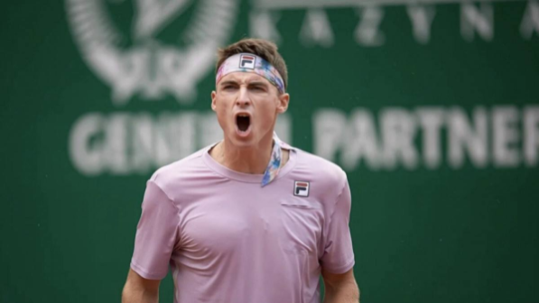 Казахстанcкий теннисист Скатов уверенно пробился в основу турнира ATP 250