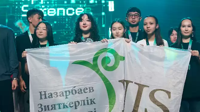 Школьники из Семея стали призерами международного конкурса компьютерных проектов