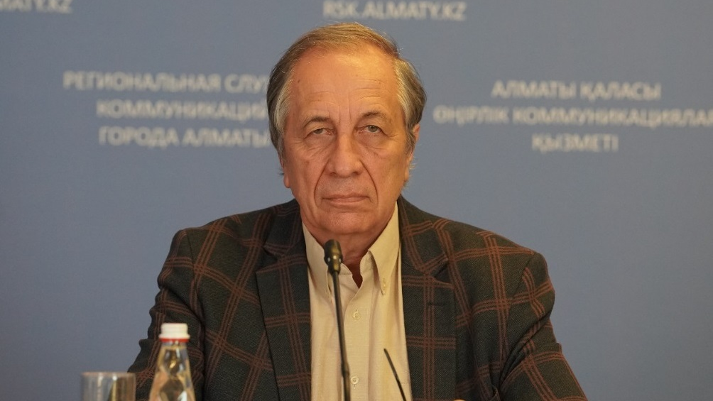 Более 520 видов птиц и новые угрозы: в Алматы обсудили сохранение орнитофауны