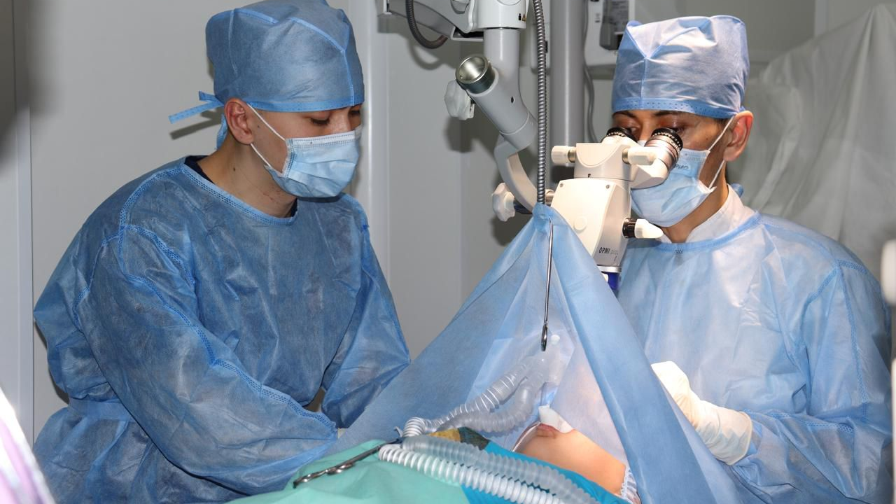 Более 700 пациентов и 180 операций: как в Алматы восстанавливают зрение детям