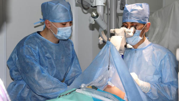 Более 700 пациентов и 180 операций: как в Алматы восстанавливают зрение детям