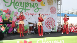 Праздник под кронами будущего: в Алматы стартовал проект «Тамырлас»