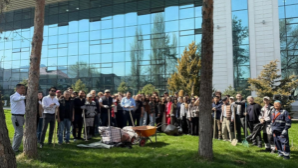 Чистота города – общая ответственность: представители сферы культуры Алматы активно приняли участие в субботнике