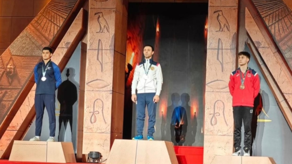 Алматинские гимнасты завоевали медали на этапе Кубка мира в Каире