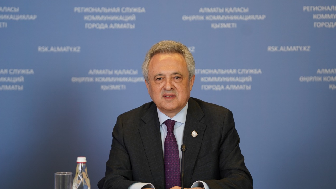 Новая эра ЭКО: в Казахстане тестируют митохондриальную заместительную терапию