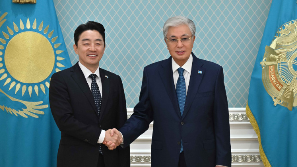 Токаев принял специального представителя Президента Республики Корея – Руководителя Администрации Президента Кан Хун Шика