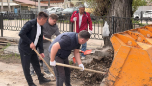 Свыше 25 кубометров мусора вывезли сотрудники Eco Almaty в ходе субботника