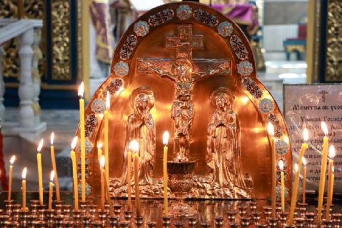 Токаев поздравил православных казахстанцев с Пасхой