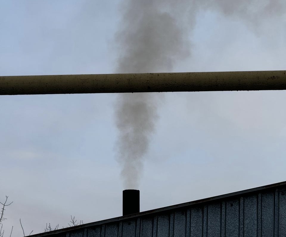 Уголь и строительные отходы: усиление экологического контроля в Алматы