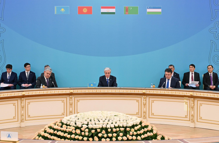 Токаев провел заседание Совета глав государств – учредителей Международного фонда спасения Арала