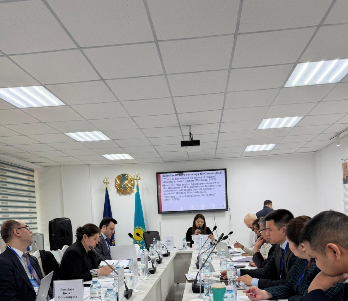 В КазНУ обсудили вопросы безопасности, геополитики и тюркской интеграции